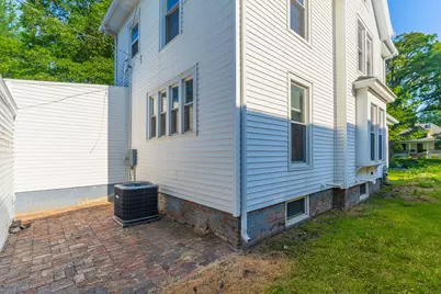 522 W Grove Street, Pontiac, IL 61764 - Photo 34