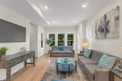 5029 W Windsor Avenue, Chicago, IL 60630 - Photo 4