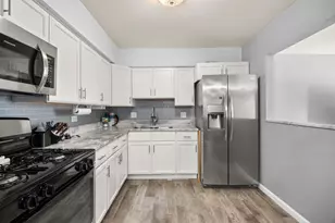 8305 Route 53 St, Woodridge, IL 60517 - Photo 6