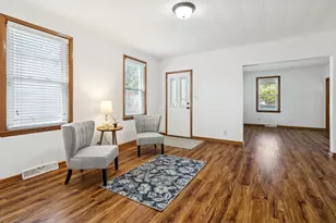 392 W Exchange St, Crete, IL 60417 - Photo 2