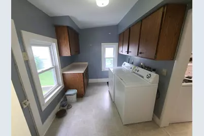 513 Crawford Avenue, Dixon, IL 61021 - Photo 12