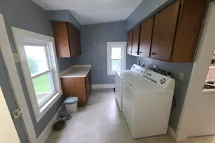 513 Crawford Ave, Dixon, IL 61021 - Photo 12