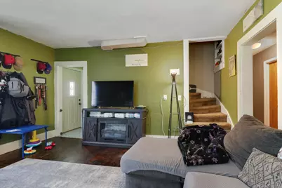 300 N Bogardus Street, Elkhart, IL 62634 - Photo 6