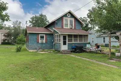 300 N Bogardus Street, Elkhart, IL 62634 - Photo 24