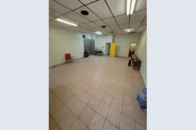 2104 S California Avenue, Chicago, IL 60608 - Photo 2