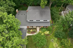 1025 Elizabeth Ave, Naperville, IL 60540 - Photo 40