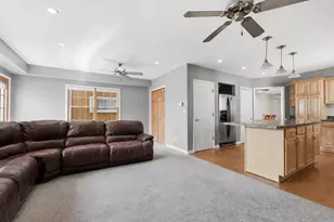 5457 N Monitor Ave, Chicago, IL 60630 - Photo 18