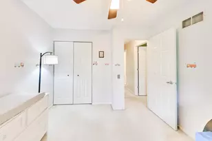 2 Chaucer Ln, Streamwood, IL 60107 - Photo 18