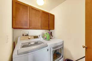 15239 Kenmare Cir, Manhattan, IL 60442 - Photo 16