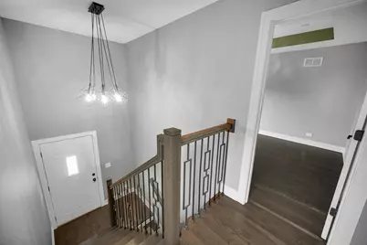 8224 Laramie Avenue, Burbank, IL 60459 - Photo 10