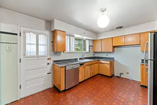 9701 Kedvale Ave, Skokie, IL 60076 - Photo 8