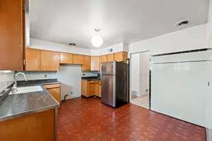 9701 Kedvale Ave, Skokie, IL 60076 - Photo 10