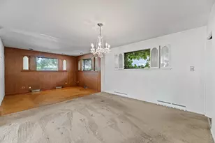 9701 Kedvale Ave, Skokie, IL 60076 - Photo 4