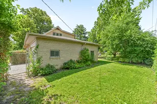 9701 Kedvale Ave, Skokie, IL 60076 - Photo 36