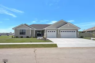 974 Tallgrass Ln, Manteno, IL 60950 - Photo 1