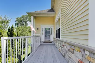 36785 N Lake St, Ingleside, IL 60041 - Photo 4