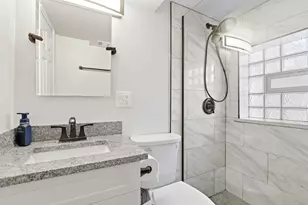 800 E 169th Pl, South Holland, IL 60473 - Photo 24