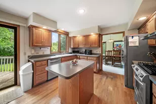 759 Feather Sound Dr, Bolingbrook, IL 60440 - Photo 10