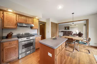 759 Feather Sound Dr, Bolingbrook, IL 60440 - Photo 8