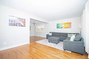 7942 W Addison St, Chicago, IL 60634 - Photo 4
