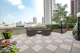 650 W Wayman St, Chicago, IL 60661 - Photo 12