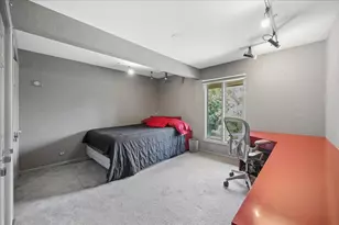 201 Aspen Ln, Highland Park, IL 60035 - Photo 16