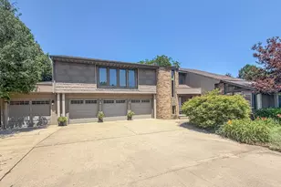 1171 Gloria Ct, Monticello, IL 61856 - Photo 2