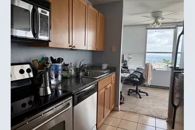 655 W Irving Park Road #4916, Chicago, IL 60613 - Photo 10