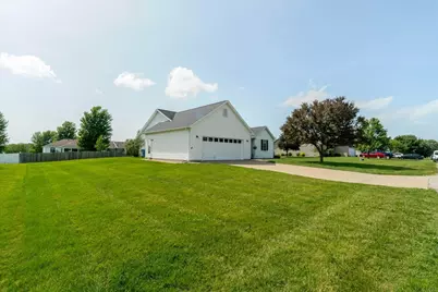 412 Sunset Drive, Colfax, IL 61728 - Photo 38