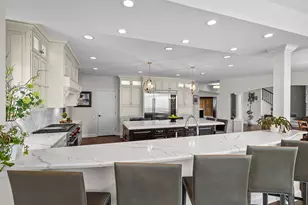 28063 Gray Barn Ln, Lake Barrington, IL 60010 - Photo 16