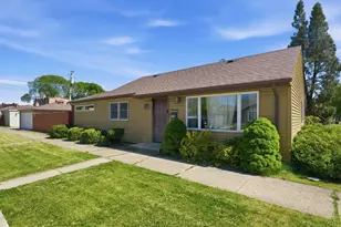 3859 N Cumberland Ave, Chicago, IL 60634 - Photo 2