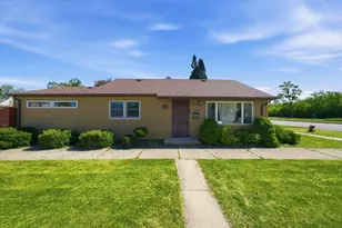 3859 N Cumberland Ave, Chicago, IL 60634 - Photo 1