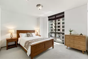 635 N Dearborn St, Chicago, IL 60654 - Photo 16
