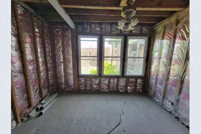 2302 W Addison Street, Chicago, IL 60618 - Photo 14