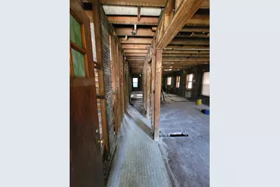 2302 W Addison Street, Chicago, IL 60618 - Photo 2