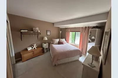 398 White Oak Lane, Lake Barrington, IL 60010 - Photo 16