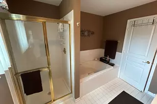 398 White Oak Ln, Lake Barrington, IL 60010 - Photo 18