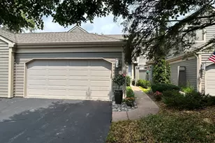 398 White Oak Ln, Lake Barrington, IL 60010 - Photo 1