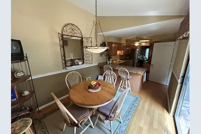398 White Oak Lane, Lake Barrington, IL 60010 - Photo 6