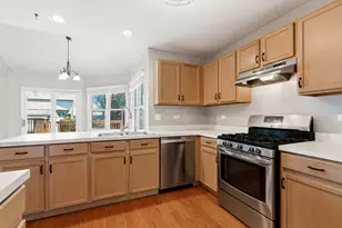 2008 Primrose Dr, Plainfield, IL 60586 - Photo 8