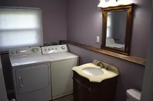 124 Hislop Dr, Cissna Park, IL 60924 - Photo 14