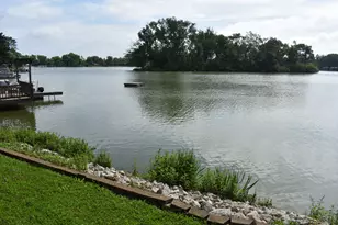 124 Hislop Dr, Cissna Park, IL 60924 - Photo 24