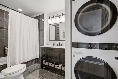 1403 N Rockwell Street #3, Chicago, IL 60622 - Photo 8