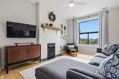 1403 N Rockwell Street #3, Chicago, IL 60622 - Photo 4