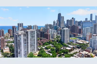 1355 N Sandburg Terrace #2902D, Chicago, IL 60610 - Photo 32