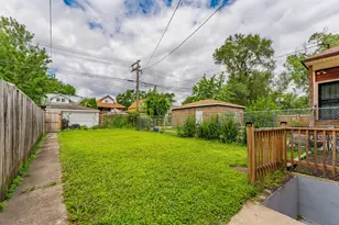 8836 S Carpenter St, Chicago, IL 60620 - Photo 30