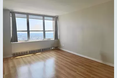 655 W Irving Park Road #4907, Chicago, IL 60613 - Photo 8