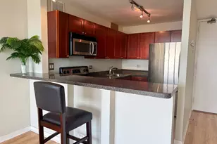 655 W Irving Park Rd, Chicago, IL 60613 - Photo 4