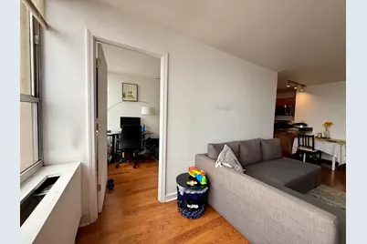 655 W Irving Park Road #3806, Chicago, IL 60613 - Photo 8