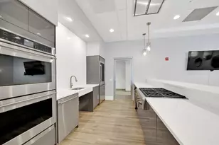 545 N Dearborn St, Chicago, IL 60654 - Photo 20